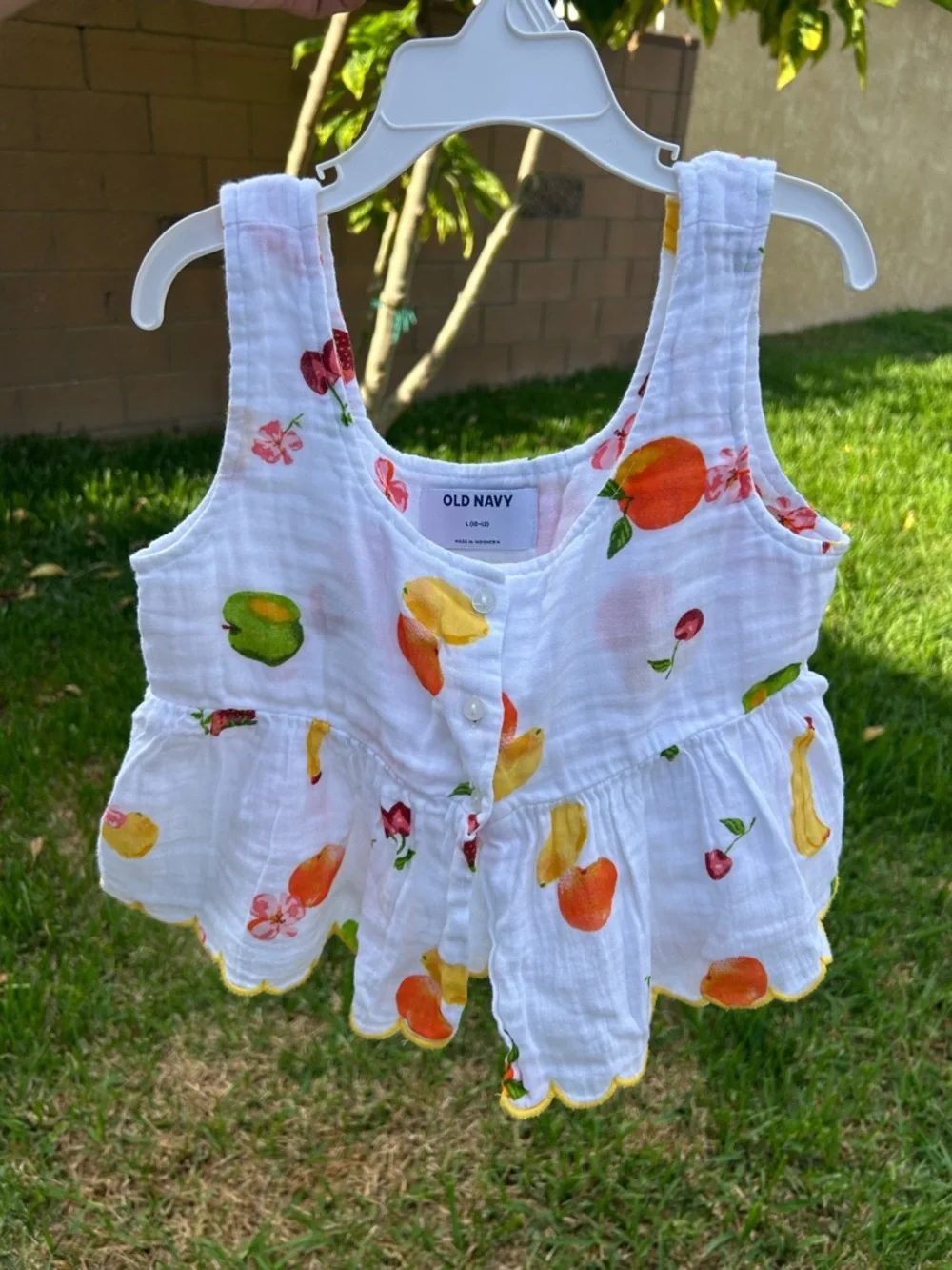 Old Navy White 10/12 Tank Top with Colorful Fruit Print